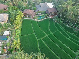 Gusde Tranquil Villas by EPS