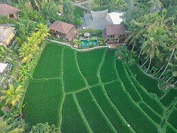 Gusde Tranquil Villas by EPS