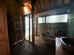 Gusde Tranquil Villas by EPS