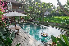 Gusde Tranquil Villas by EPS