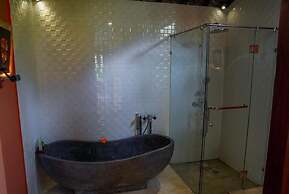 Gusde Tranquil Villas by EPS