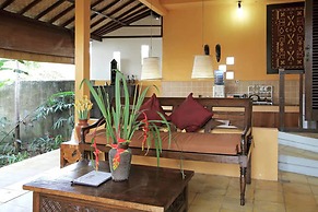 Gusde Tranquil Villas by EPS