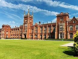 Coast & City Apartments