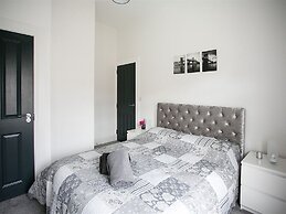 Coast & City Apartments