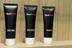 RedDoorz Plus @ Setiabudi Tengah