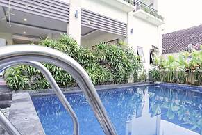 RedDoorz @ Benesari 2