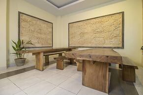 RedDoorz @ Benesari 2