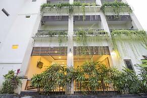 RedDoorz @ Benesari 2