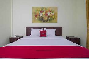 RedDoorz @ Benesari 2