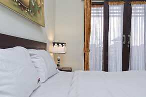 RedDoorz @ Benesari 2