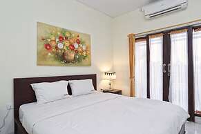 RedDoorz @ Benesari 2