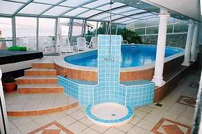 Villa Roses Apartments & Wellness