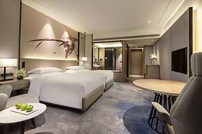 DoubleTree by Hilton Hotel Shenzhen Longhua