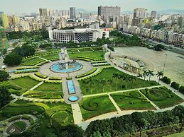 DoubleTree by Hilton Hotel Shenzhen Longhua