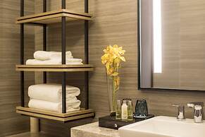 DoubleTree by Hilton Hotel Shenzhen Longhua