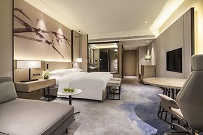 DoubleTree by Hilton Hotel Shenzhen Longhua