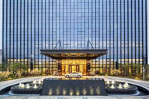 DoubleTree by Hilton Hotel Shenzhen Longhua