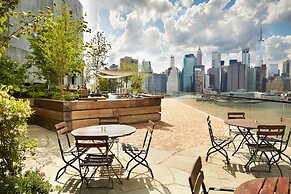 1 Hotel Brooklyn Bridge