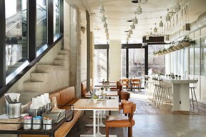 1 Hotel Brooklyn Bridge