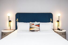 voco The Clair Cincinnati Downtown by IHG