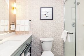 voco The Clair Cincinnati Downtown by IHG