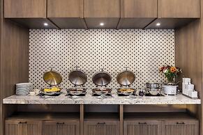 voco The Clair Cincinnati Downtown by IHG