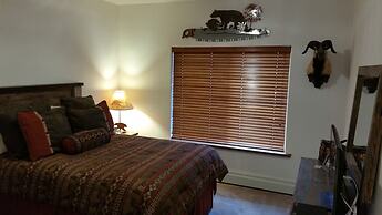 Alaska's Gold Creek Lodge