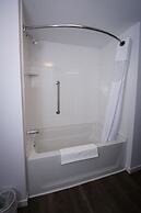 Hampton Inn & Suites by Hilton Truro