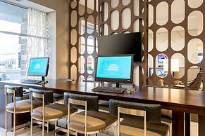 DoubleTree by Hilton Evansville