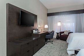 DoubleTree by Hilton Evansville