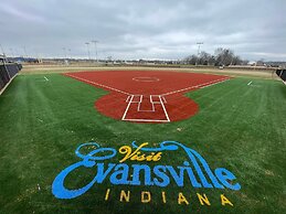 DoubleTree by Hilton Evansville