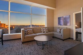 DoubleTree by Hilton Evansville