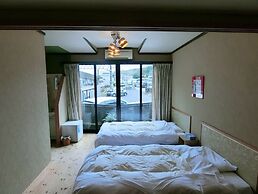 Minshuku Inn Shirahama Ekinoyado