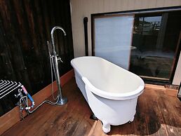 Minshuku Inn Shirahama Ekinoyado