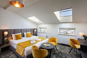 Hotel Castle Blue Delhi Airport T3