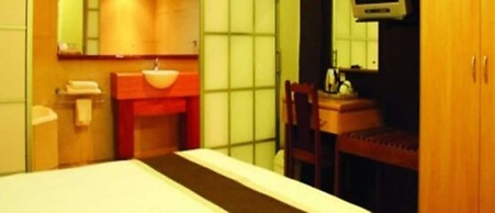 Peninsula International Hotel