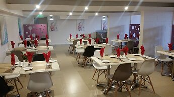 Peninsula International Hotel