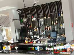 Peninsula International Hotel