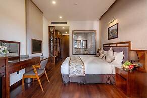 Canvas Sapa Legend Hotel