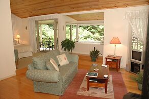 Myers Creek Cascades Luxury Cottages