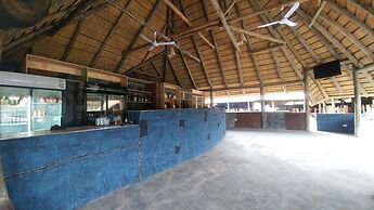 Pelican Lodge and Camping