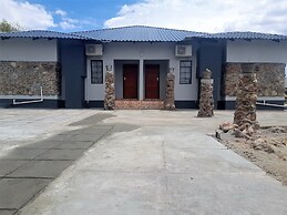 Pelican Lodge and Camping