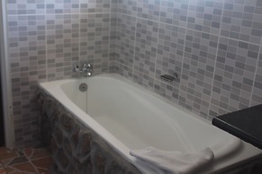 Pelican Lodge and Camping