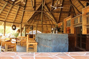 Pelican Lodge and Camping