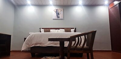 Pelican Lodge and Camping