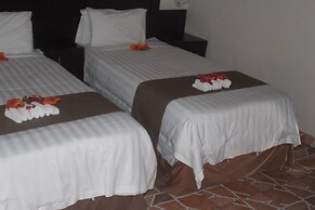 Pelican Lodge and Camping