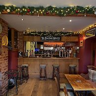 The Baiting House and Lodges