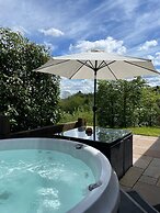 The Baiting House and Lodges