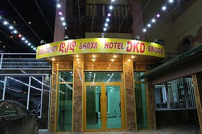 DKD-Bridge
