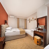 Elan Hotel